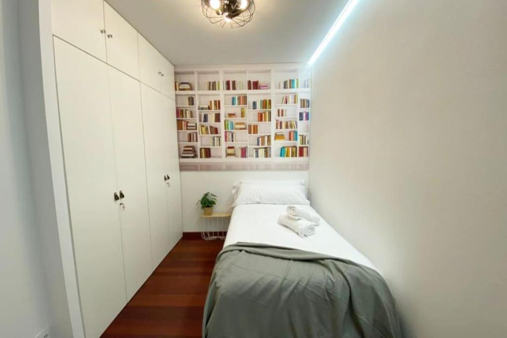 شقة Apartamento 2H 2B En El Centro Con Garaje آكورونيا المظهر الخارجي الصورة